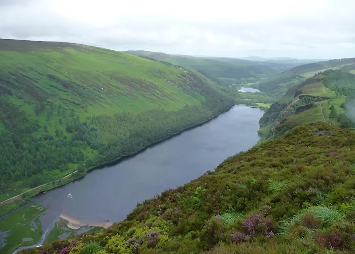 Lough Dan House Bed & Breakfast